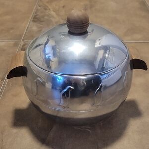 Vintage West Bend Penguin Server